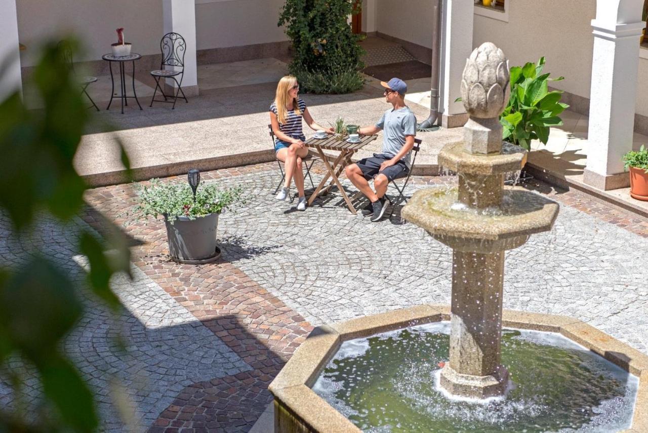 Almtalhotel Appartements In Pettenbach Exterior photo